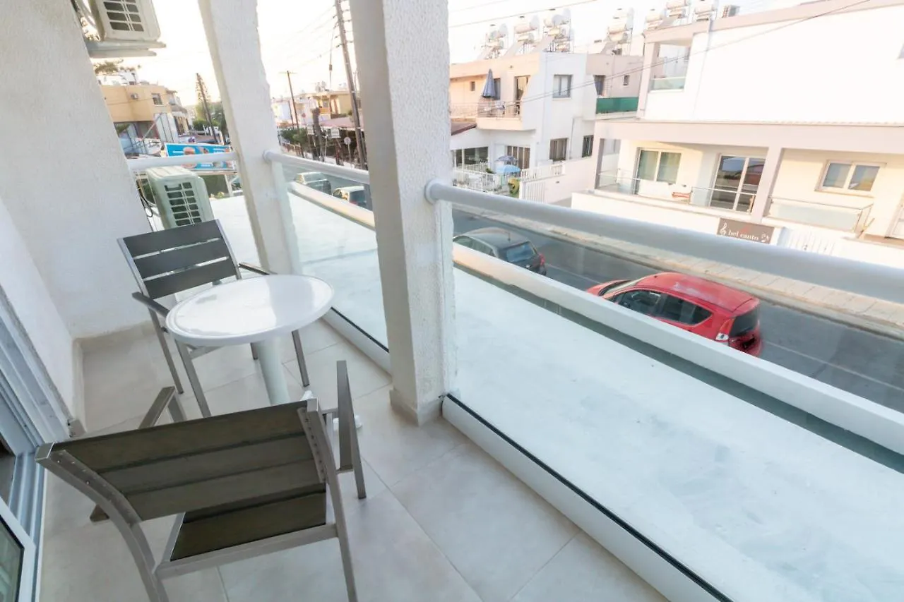 Rovers Apartments Ayia Napa